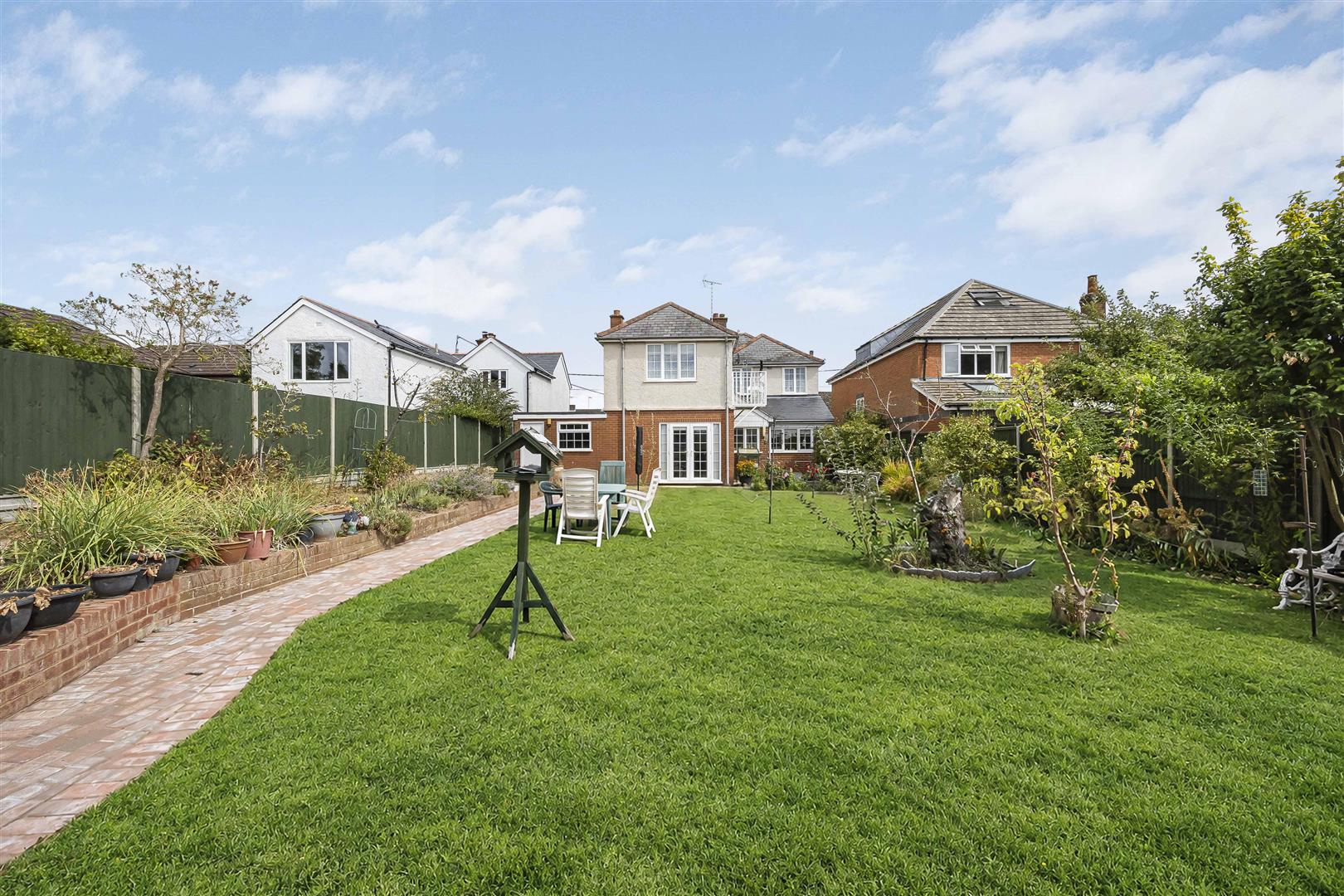Dedmere Rise, Marlow